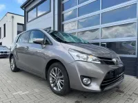 Gebraucht Toyota Verso Comfort 132 PS (97 kW) 2014 Avant garde bronze Van / Kleinbus