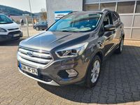 Gebraucht Ford Kuga Titanium 150 PS (110 kW) 2018 Grau SUV