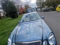 Gebraucht Mercedes E320 204 PS (150 kW) 2003 Silber Limousine