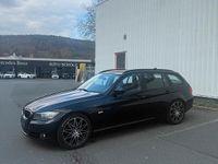 Gebraucht BMW 320 163 PS (119 kW) 2011 Schwarz Kombi