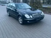 Gebraucht Mercedes E280 177 PS (130 kW) 2005 Schwarz Kombi