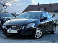 Gebraucht Volvo V60 Kinetic 163 PS (119 kW) 2011 Schwarz Kombi