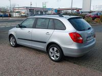 Gebraucht Skoda Fabia Fresh 86 PS (63 kW) 2014 Silber Kombi