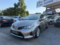 Gebraucht Toyota Auris Cool 99 PS (72 kW) 2015 Avantgarde bronze me Kleinwagen