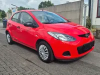 Gebraucht Mazda 2 Independence 75 PS (55 kW) 2009 Rot Kleinwagen
