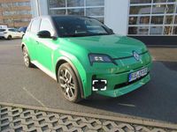 Gebraucht Renault 5 E-Tech Komfort 110 kW (150 PS) 2024 Pop green! metallic, dach blac Kleinwagen