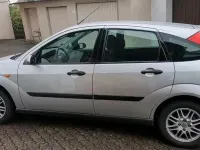 Gebraucht Ford Focus 101 PS (74 kW) 1999 Silber Limousine