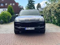 Second-hand Porsche Cayenne 340 CP (250 kW) 2021 Negru SUV