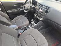 Second-hand Kia Rio 75 CP (55 kW) 2014 Negru Berlinǎ