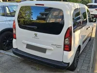 Gebraucht Peugeot Partner Tepee Active 98 PS (72 kW) 2012 Weiß Van / Kleinbus