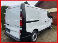 Gebraucht Renault Trafic 121 PS (88 kW) 2019 Gletscherweiß Van / Kleinbus