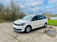 gebraucht VW Touran 2.0 TDI DSG Highline BlueMotion Tech ...