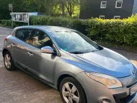 Gebraucht Renault Mégane 110 PS (80 kW) 2010 Blau Limousine