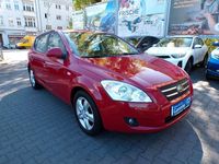 Używany Kia Ceed 143 KM (105 kW) 2009 Czerwony Hatchback