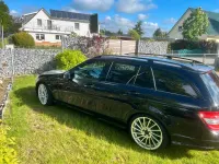 Używany Mercedes C280 231 KM (169 kW) 2008 Czarny Kombi