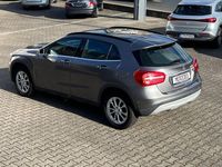 Gebraucht Mercedes GLA220 177 PS (130 kW) 2017 Grau SUV