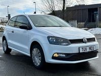 Gebraucht VW Polo 75 PS (55 kW) 2016 Weiß Kleinwagen