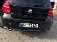 Gebraucht BMW 118 129 PS (94 kW) 2007 Schwarz Kleinwagen