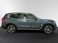 Second-hand BMW X5 Efficient Dynamics 489 CP (359 kW) 2024 Albastru SUV