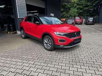Gebraucht VW T-Roc Style 150 PS (110 kW) 2021 Rot/dach schwarz SUV
