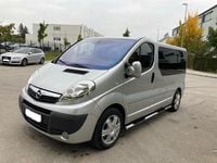 Gebraucht Opel Vivaro 145 PS (106 kW) 2010 Starsilber Van / Kleinbus