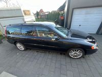Używany Volvo V70 163 KM (119 kW) 2006 Czarny Kombi