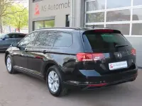 Gebraucht VW Passat Basis 122 PS (89 kW) 2022 Deep black Kombi