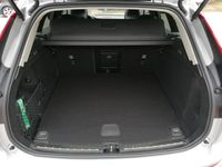 Gebraucht Volvo XC60 Plus 398 PS (292 kW) 2023 Silver dawn SUV