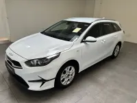 Gebraucht Kia Ceed Vision 136 PS (100 kW) 2023 Weiß Kleinwagen