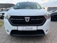Gebraucht Dacia Lodgy Comfort 102 PS (75 kW) 2018 Weiß Van / Kleinbus