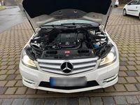 Gebraucht Mercedes C250 204 PS (150 kW) 2011 Weiß Limousine