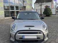 Gebraucht Mini Cooper SE Essential 135 kW (184 PS) 2022 Silber Kleinwagen