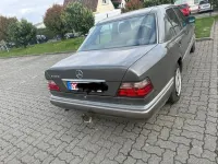 Gebraucht Mercedes 220 150 PS (110 kW) 1994 Grau Limousine