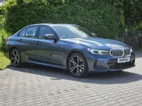 Gebraucht BMW 330e M Sport 292 PS (214 kW) 2025 Arctic race blue Limousine