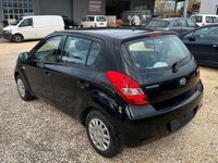 gebraucht Hyundai i20 1.2 Klima Euro 5 2 Hand TÜV Neu