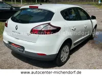 Occasion Renault Mégane 110 ch (80 kW) 2015 Blanc Berline