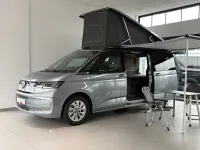 Neu VW California Beach 150 PS (110 kW) 2026 Silber Van