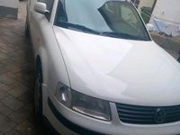 Gebraucht VW Passat 101 PS (74 kW) 1998 Weiß Kombi