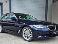 Gebraucht BMW 530e 292 PS (214 kW) 2022 Blau Kombi