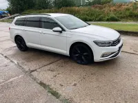Gebraucht VW Passat Business 120 PS (88 kW) 2019 Weiß Kombi