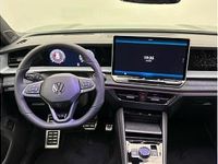 Neu VW Tayron R-line 193 PS (141 kW) 2026 Grün (cipressinogrün metallic) SUV