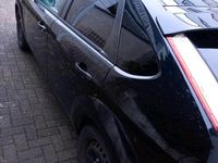 Gebraucht Ford Focus 100 PS (73 kW) 2010 Schwarz Kleinwagen
