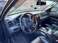 Gebraucht Jeep Grand Cherokee Overland 218 PS (160 kW) 2010 Schwarz SUV