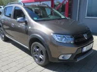 Gebraucht Dacia Sandero Prestige 90 PS (66 kW) 2019 Braun Limousine
