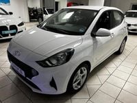 Gebraucht Hyundai i10 67 PS (49 kW) 2021 Weiß Kleinwagen