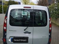 Gebraucht Renault Kangoo 68 PS (50 kW) 2010 Silber Van / Kleinbus