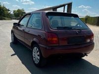 Gebraucht Ford Fiesta 73 PS (53 kW) 1993 Violet Kleinwagen
