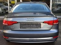 Gebraucht Audi A4 Sport 150 PS (110 kW) 2017 Monsungrau metallic Limousine