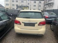 Gebraucht Mercedes B200 136 PS (100 kW) 2018 Van / Kleinbus