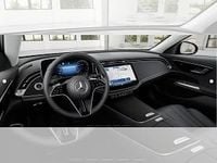 Neu Mercedes E200 204 PS (150 kW) 2026 Schwarz (unilack schwarz uni) Limousine